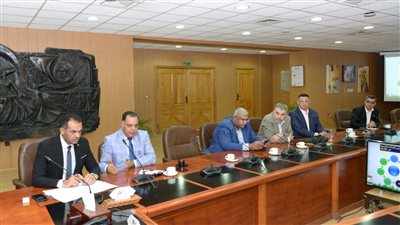 رئيس جامعة المنصورة: التحول الكامل لحجز العيادات الخارجية بالمستشفيات والمراكز الطبية اعتبارًا من بداية عام 2024 