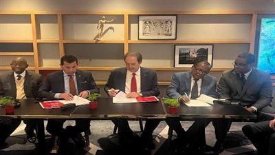 وزيري الرياضة ورئيس الأنوكا يوقعان اتفاقية لاستضافة مصر دورة الألعاب الأفريقية