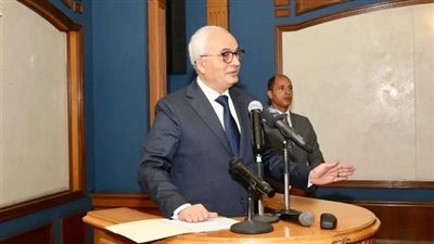 9 قرارات عاجلة من وزير التربية والتعليم قبل انطلاق امتحانات صفوف النقل