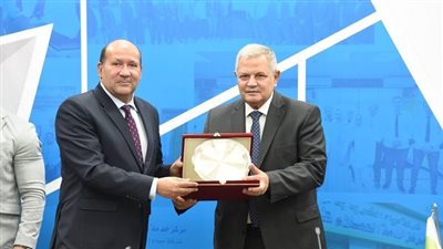 تكريم الفائزين بجائزة التميز الداخلي بشركة مياه الشرب