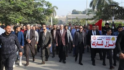 مسيرات حاشدة في جامعة الزقازيق لدعم المشاركة فى الانتخابات الرئاسية