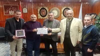 تعليم مطروح يكرم 4 مدراء مدارس تقديرا للتميز المهني والتفاني في العمل