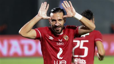 عروض مغربية وقطرية لعلي معلول.. والرحيل عن الأهلي فى هذا الموعد