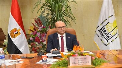 مجلس جامعة أسيوط برئاسة الدكتور أحمد المنشاوى يعلن تأييد الرئيس السيسى فى انتخابات الرئاسة المقبلة