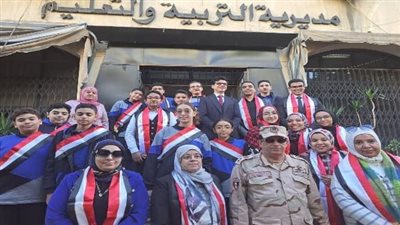 زيارة طلبة تعليم العاصمة لقيادة قوات الصاعقة (مصنع أساطير الرجال)