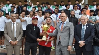 تجارة حلوان تحصد المركز الأول في بطولة كرة القدم بالجامعة