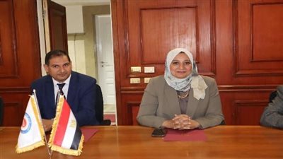 جامعة عين شمس تشارك فى اجتماع اللجنة العليا للاعتماد للمركز القومى للتدريب