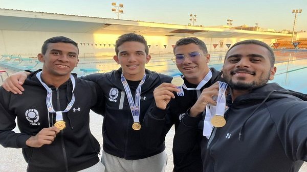 طلاب الجامعة اليابانية