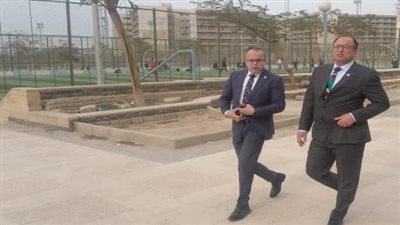 رئيس جامعة حلوان يقوم بزيارة تفقدية للملاعب الرياضية لنادي الجامعة استعدادا لافتتاحه