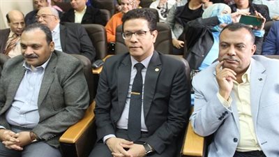 بحضور ناصر الجيزاوي.. طلاب تربية بنها يحتفلون بيوم اللغة الألمانية الأول