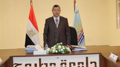 جامعة مطروح تناقش الاستعدادات النهائية لامتحانات الترم الأول