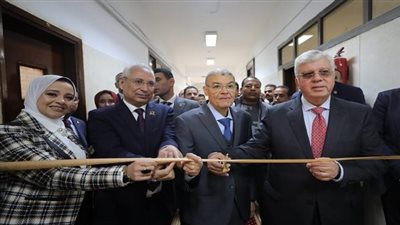 جامعة المنيا.. وزير التعليم العالي يفتتح عددًا من المشروعات الصحية والتعليمية