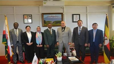 نائب رئيس الجامعة المصرية اليابانية يزور ٧ جامعات أفريقية لتعزيز التعاون الأكاديمي