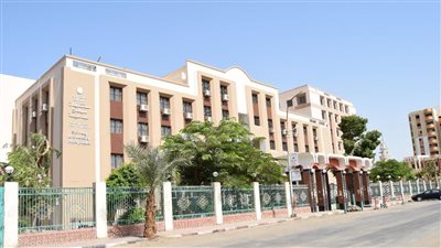 أخبار الجامعات.. مستشفى سوهاج الجامعي تستقبل 30495 مريض وتجري 15153 عملية جراحية 