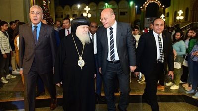 أخبار الجامعات.. وفد جامعة سوهاج يزور كنائس الطوائف المسيحية للتهنئة بعيد الميلاد