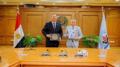 ربط مُخرجات المعرفة والابتكار بأولويات الدولة.. برتوكول بين جامعتي السويس والمنصورة الجديدة