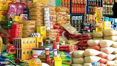 التموين: زيت الطعام فى المجمعات الاستهلاكية بـ 40 جنيها.. وعلى البطاقات بـ 30 جنيها