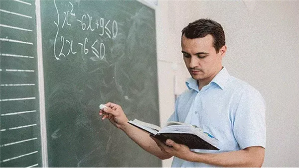 رواتب المعلمين في