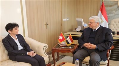 وزير التعليم العالي يجتمع مع سفيرة سويسرا في القاهرة لبحث سُبل تعزيز التعاون بين البلدين