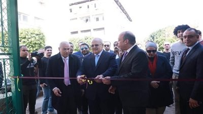 رئيس جامعة القاهرة يدشن مشروع التجديد الأحدث في مستشفى قصر العيني