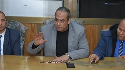 أخبار التعليم.. مدير تعليم سوهاج يتابع استعدادات الإدارات لـ امتحانات الشهادة الإعدادية