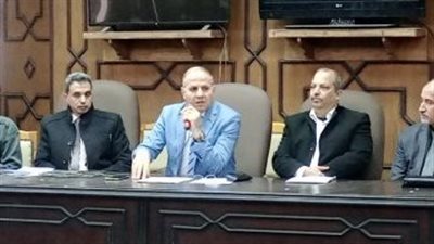 أخبار التعليم.. مدير تعليم كفر الشيخ: التزام رؤساء اللجان بالدقة فى أعمال الامتحان 