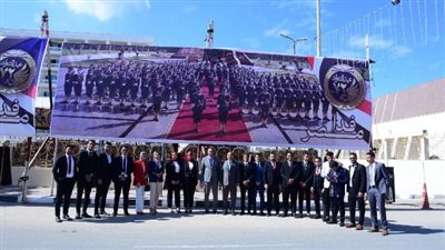 طلاب من أجل مصر بجامعة سوهاج يشاركون في احتفالية المحافظة بعيد الشرطة الـ٧٢