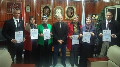 وكيل تعليم مطروح يجتمع مع مديري مدارس المبادرة الرئاسية ألف مدير