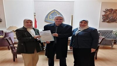 رئيس جامعة الزقازيق يصدر قرارًا بتعيين الدكتورة شيماء مصطفى الشاذلى وكيلًا لكلية الصيدلة