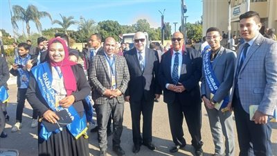 جامعة سوهاج تشارك فى فعاليات برنامج إعداد قادة الوطن العربي بالأقصر