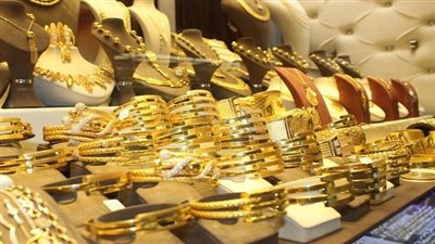 أخبار مصر.. سعر الذهب ينخفض 635 جنيها.. وعيار 21 يسجل 3 آلاف جنيه