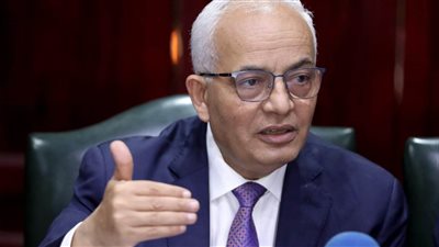 رضا حجازى يكشف مستقبل الدراسات العليا فى مجال العلوم الإنسانية