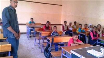 وكيل تعليم القاهرة تتابع برنامج تحسين مهارات القراءة بالمرحلتين الابتدائية والاعدادية