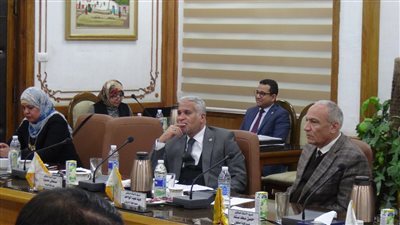 أخبار الجامعات.. رئيس جامعة المنيا: تزويد مستشفى الكُلى بـ ٢٥ وحدة غسيل كُلوي 