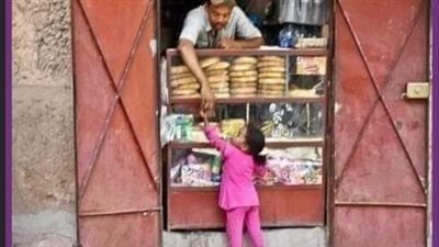 عـايزه ايه يا شاطرة قولى..يا أم قلب وسنة فضة 