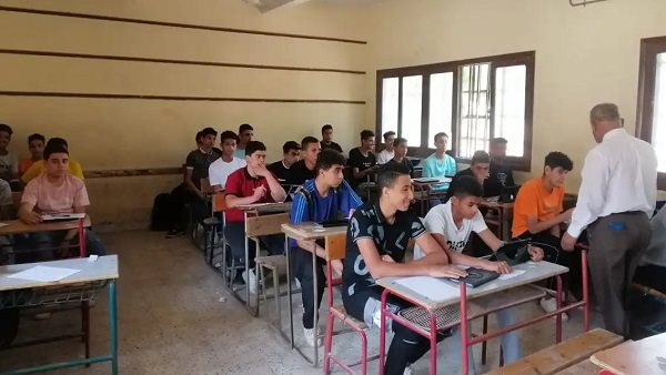 الدبلومات الفنية