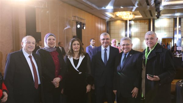  جامعة الزقازيق ضمن