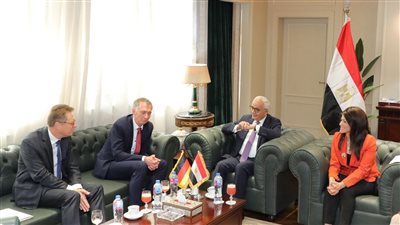 أخبار التعليم.. التربية والتعليم: تأهيل المعلمين لتدريس اللغة الألمانية كلغة أولى