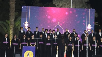 «ملتقى المبادرات الطلابية».. وزير التعليم العالي يشيد بعروض كورال 