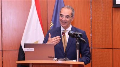 وزير الاتصالات يفتتح فعاليات ملتقى 