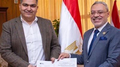 أخبار الجامعات | رئيس جامعة طنطا يوقع عقد تقديم خدمات الرعاية الطبية لـ أعضاء هيئة التدريس