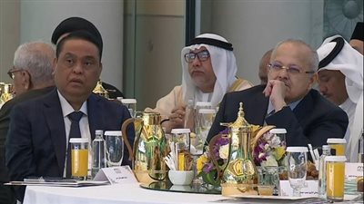 رئيس جامعة القاهرة يشارك في مؤتمر 