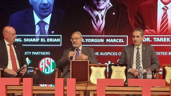 رئيس جامعة طنطا يشارك