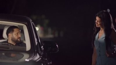 احمد زاهر يحاول التخلص من مى عمر بعد خيانة سارة مكاتب..أحداث ساخنة فى مسلسل نعمة الافوكاتو الحلقة 11..صور