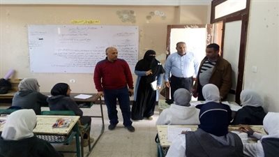 تعليم مطروح | جولة تفقدية لـ وكيل تعليم مطروح لمتابعة انتظام العملية الامتحانية