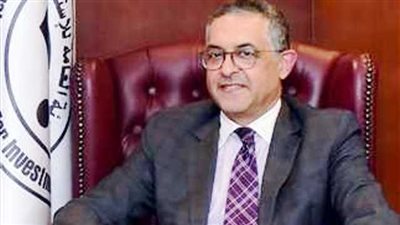 بعد تسليمه 6 رخص ذهبية لهذه الشركات..من هو حسام هيبة رئيس هيئة الاستثمار