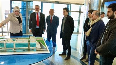 التعليم العالي: معهد بحوث الإلكترونيات يستقبل وفد المنظمة الدولية للتعاون الاقتصادي والتنمية