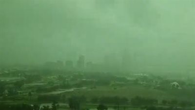 فيديو.. بعد ظهور سحابة خضراء بسماء الإمارات..والأرصاد المصرية: هناك خطر كبير على استقرار الكواكب 