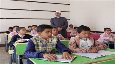 أخبار الأزهر | بدء امتحانات الفصل الدراسي الثاني 2024 لصفوف النقل الأزهري