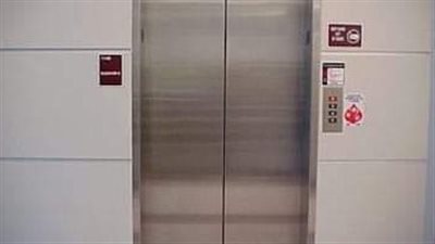 ازاى تنقذ حياتك وتنجو لو قطعت الكهرباء وأنت فى الأسانسير المصعد الكهربائي 